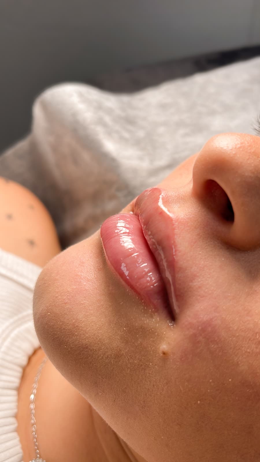 Glossy Lips